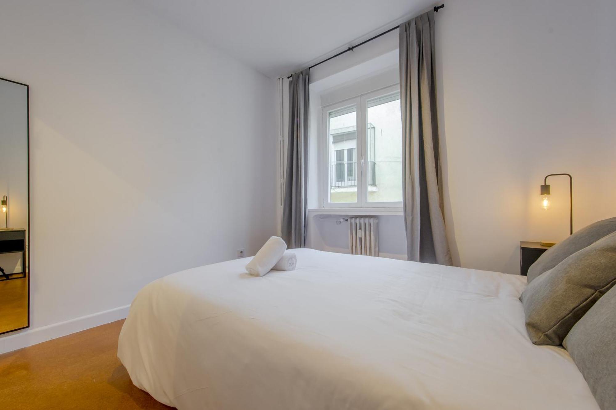 Classic Apt 7Pax En La Latina-Centro De Madrid Exterior photo