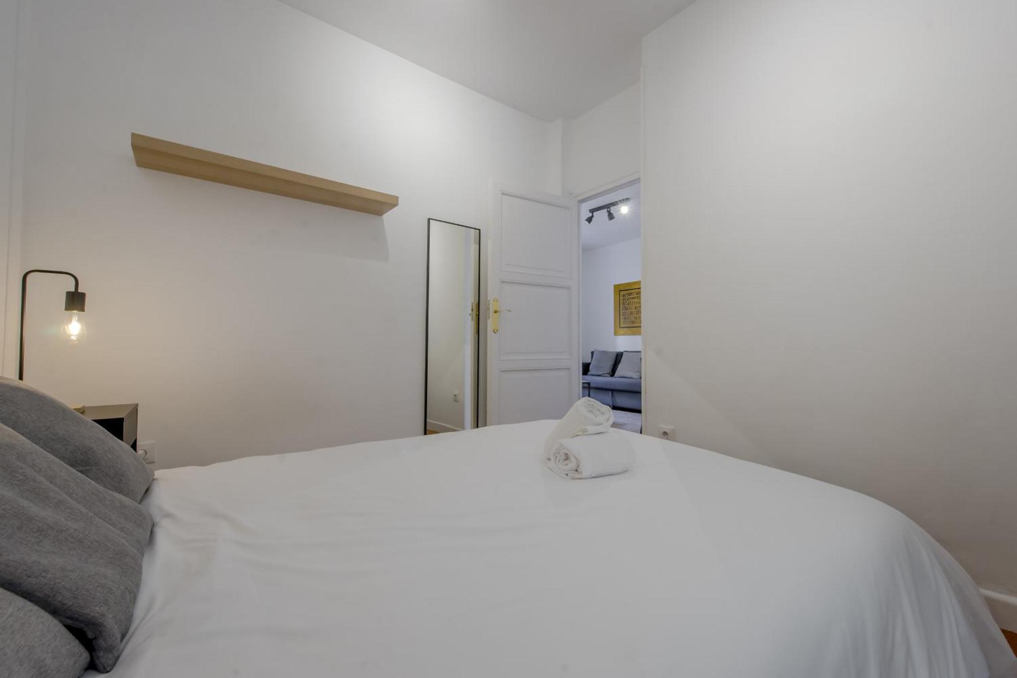 Classic Apt 7Pax En La Latina-Centro De Madrid Exterior photo